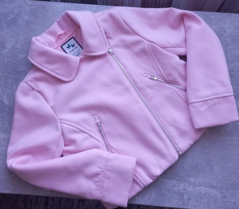 Курточка на дівчинку