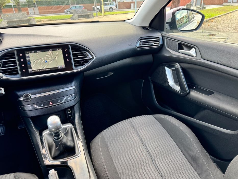 Peugeot 308 SW 1.6 bluehdi