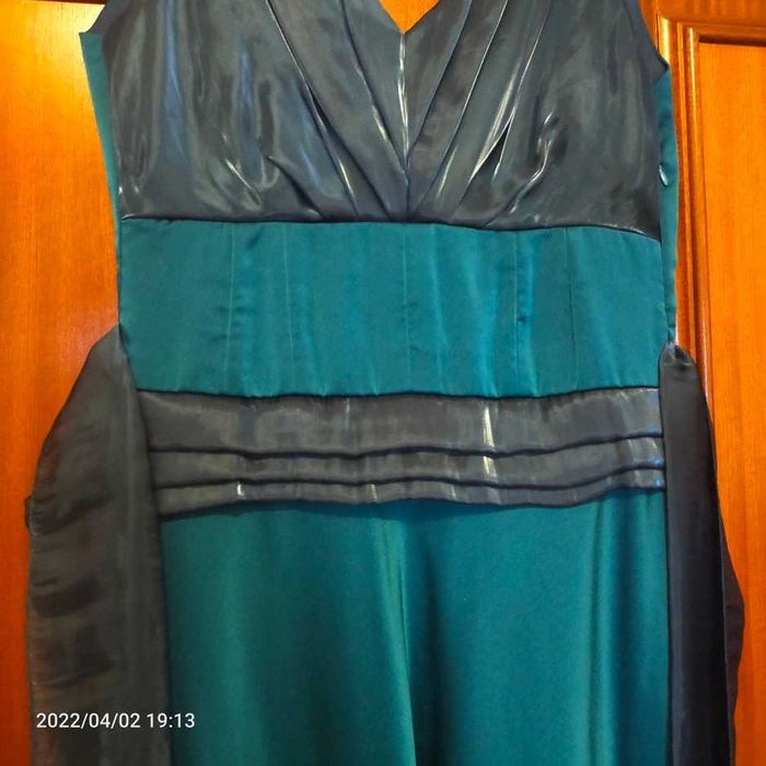 Vestido de cerimónia azul petróleo (Tamanho 38) - BOM ESTADO