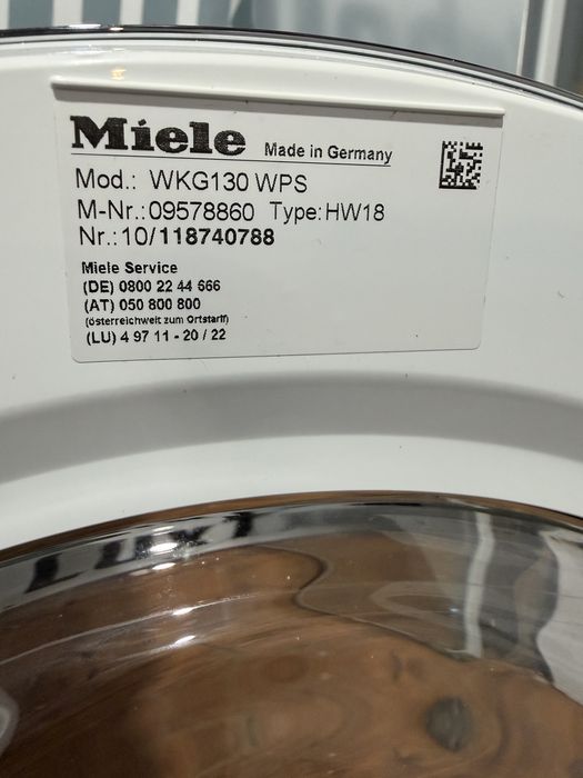 Пральна машина Miele WKG130