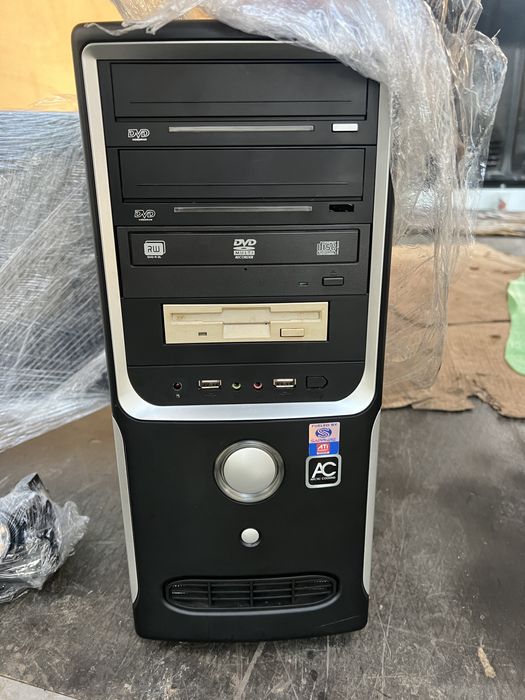 Компютер з монітором