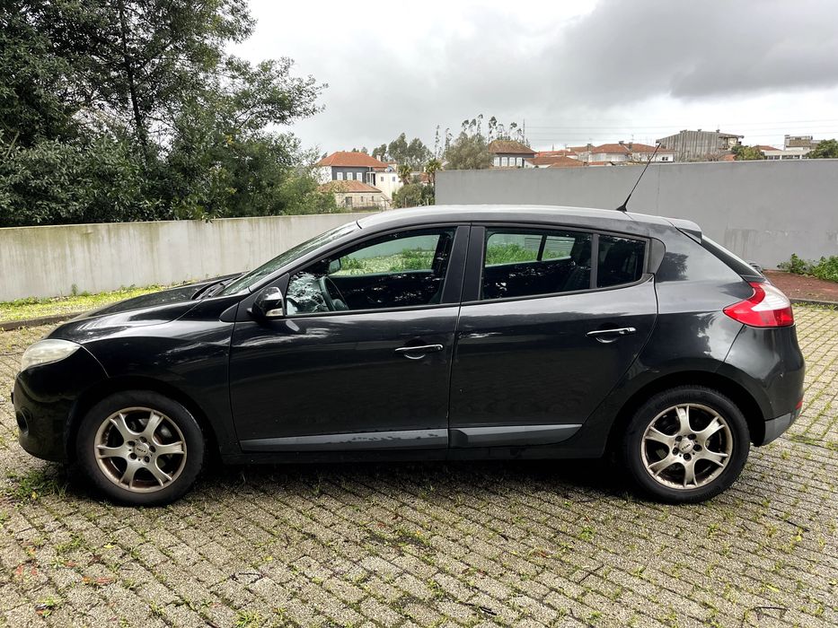 Renault Mégane III 1.5 dCi (85cv) – Estimado e com Revisão Feita