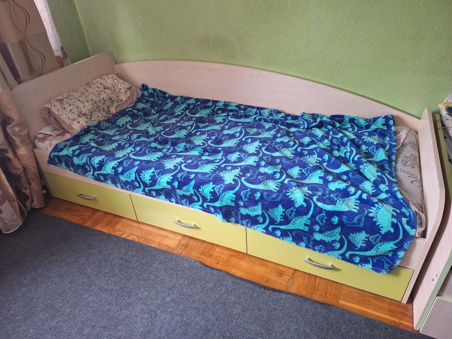 Продам дитячу повний комплект