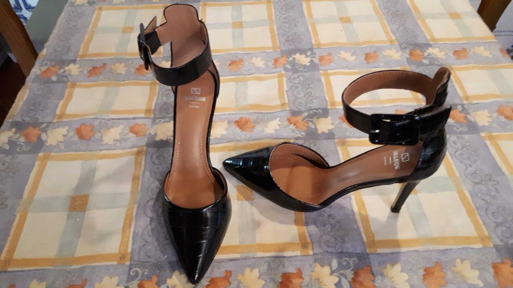 Sapatos salto alto Nº39