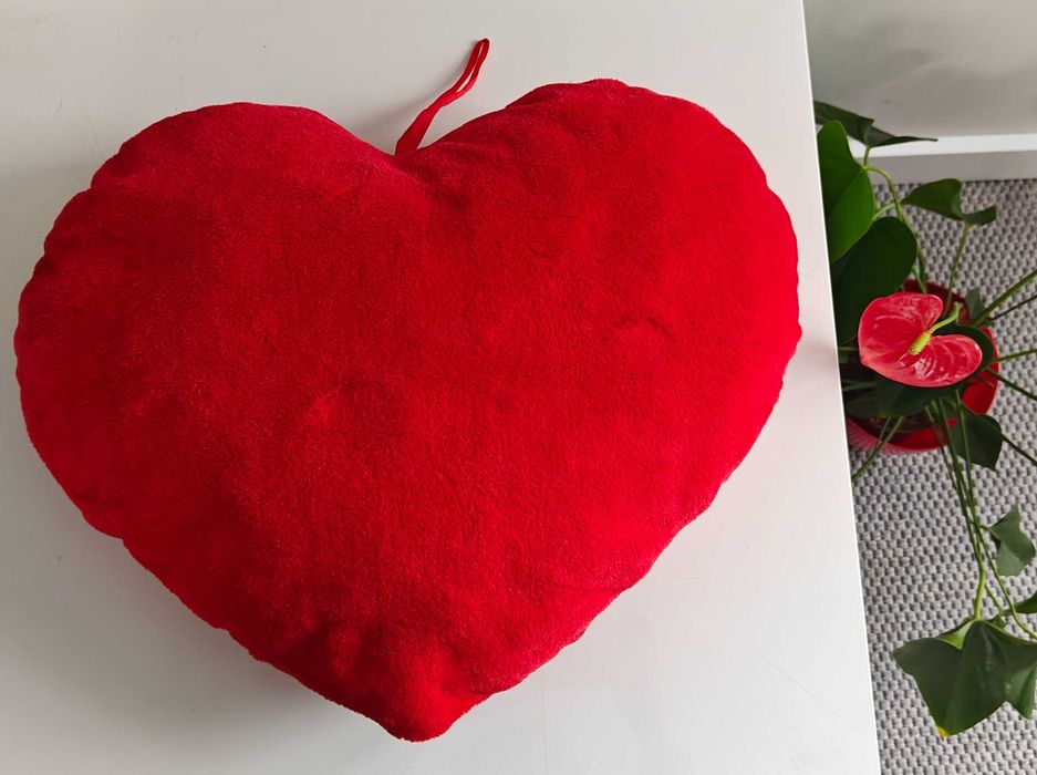 Poduszka serce Love me 48 cm