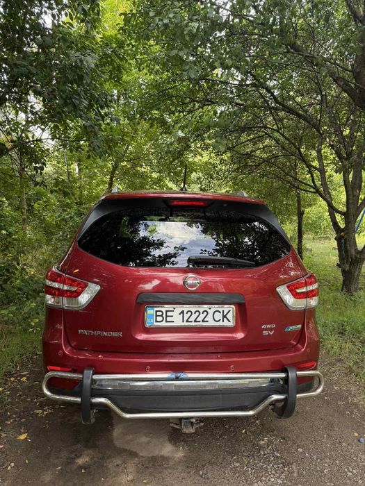 продам автомобіль нісан