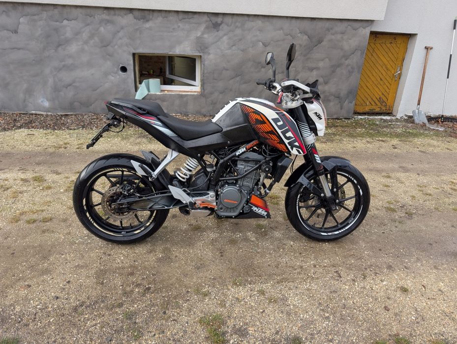 KTM DUKE 125 poj.