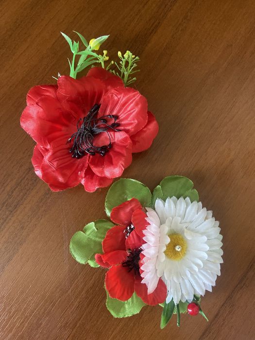 Заколки під вишиванку