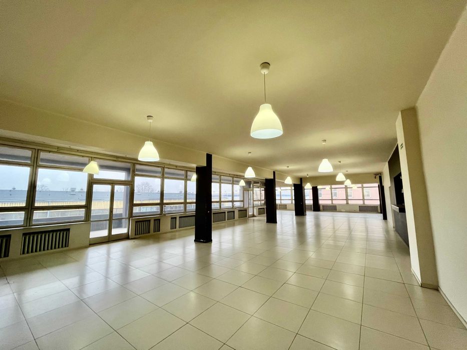 600 m 2 na gastronomie ul. Wersalska - Teofilów