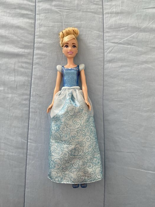 Cinderela boneca nova sem caixa