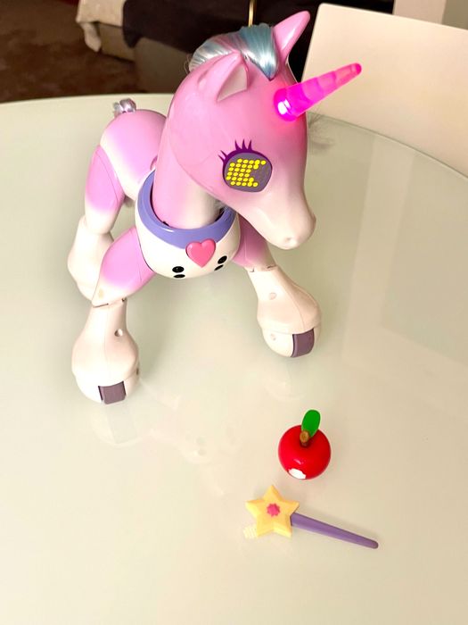 Cavalo Unicórnio Encantado interativo + oferta 1 peluche