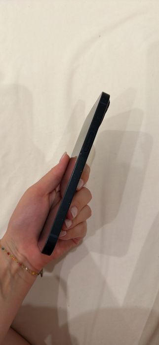 iPhone 13,midnight