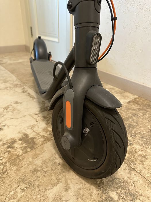 Електросамокат Ninebot F30E