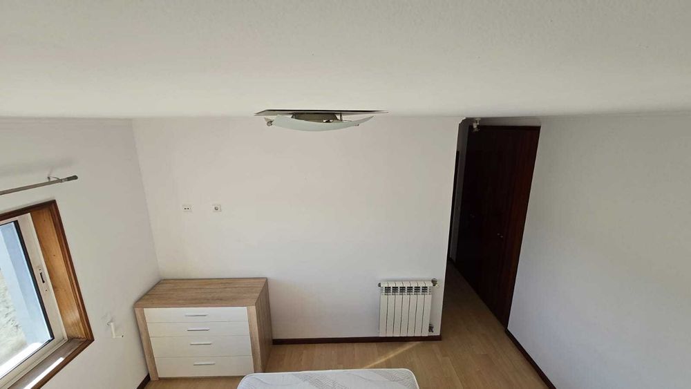 Quarto aconchegante para rapariga, excelente localização de Ermesinde