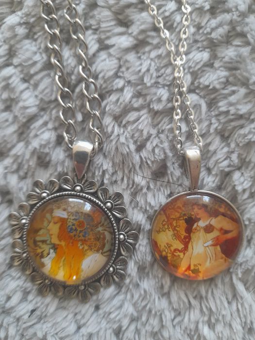 Wisiorki ręcznie robione