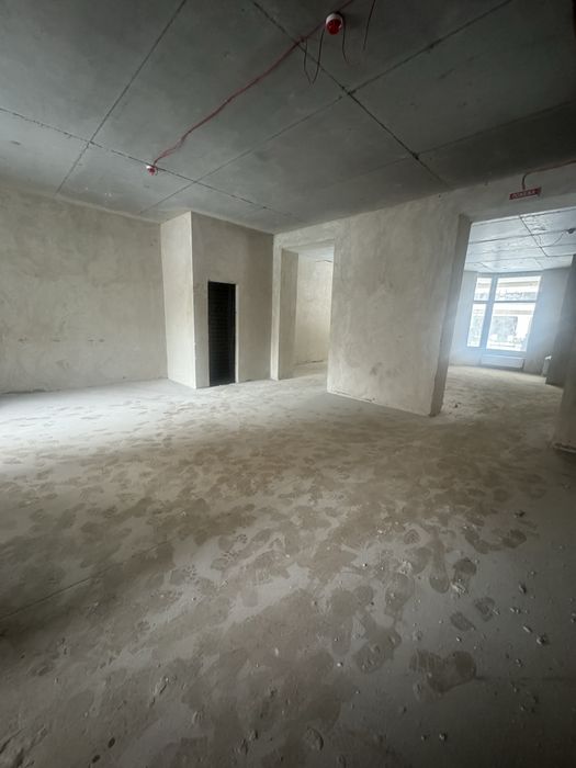 Фасад комерція ЖК Софія Резиденс на алеї біля фонтану, 116,5кв.м.