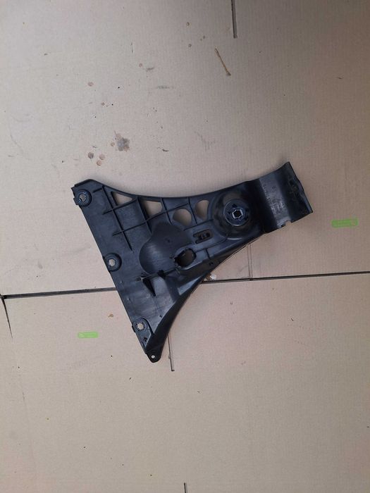 BMW E60 Ślizg Zderzaka Tył Prawy Tylny Mocowanie Uchwyt