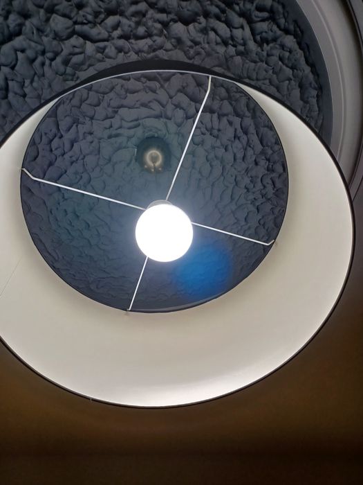 Candeeiros teto e um de mesa