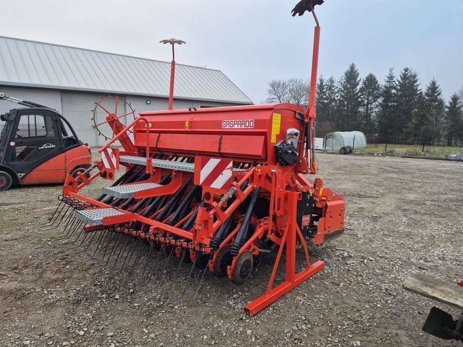 Maschio  Gaspardo  Dama 3m  agregat uprawowo siewny  amazone ad 303
