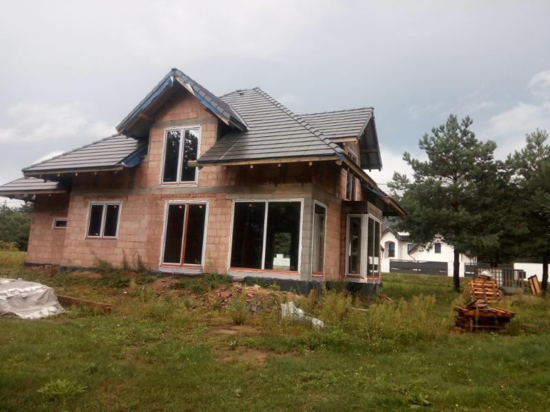 Budowa domu/domów/ Murarz