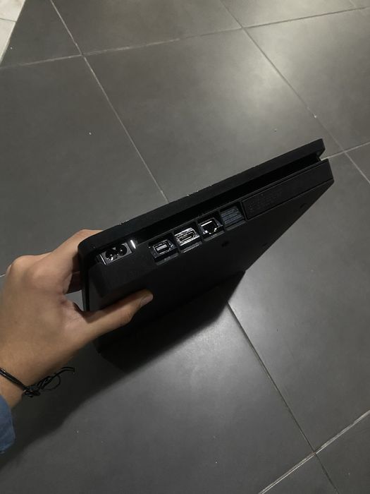 Vendo ps4 + Oculos VR + Jogos