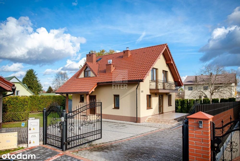 dom I Brzesko, ul. Sikorskiego I do wejścia