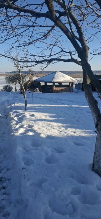 Будинок преміум біля  водосховища ,чан/сауна /пляж.