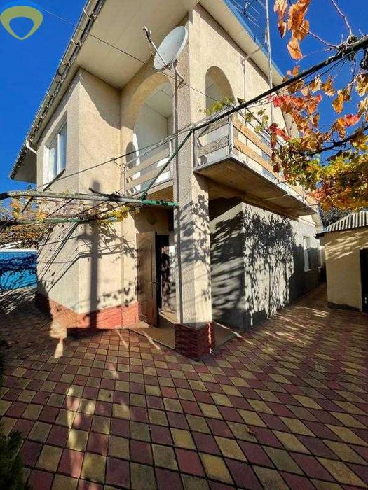Продам двоповерховий будинок у Хаджибейському районі!