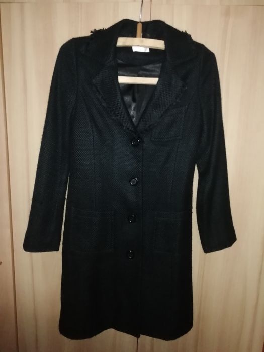 Продам пальто деми стильное