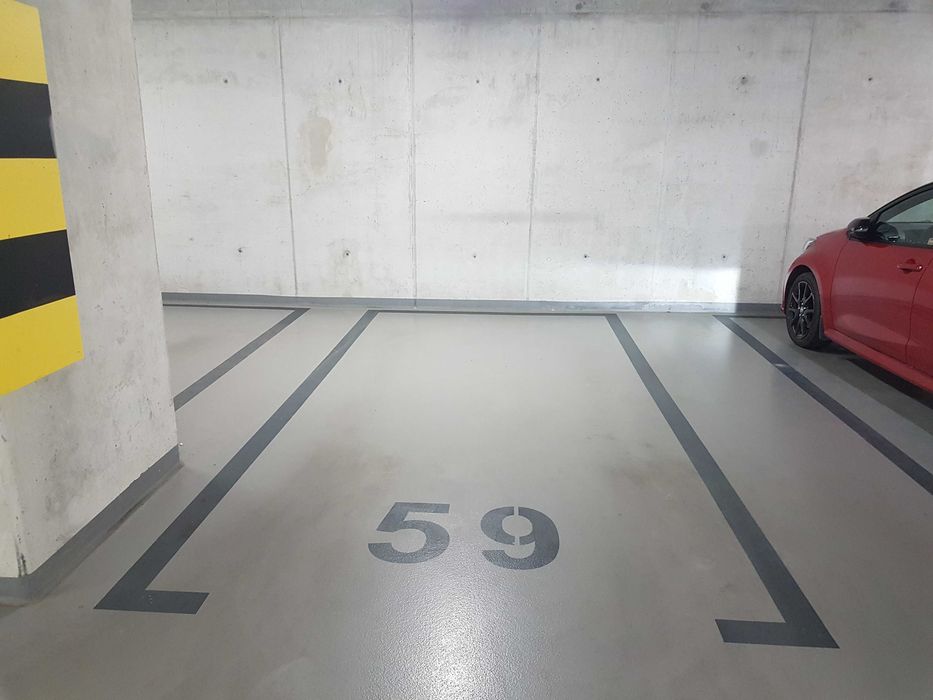 Szerokie miejsce postojowe na wynajem - ul. Wrocławska Nowa 5 Dzielnica - Widok 2