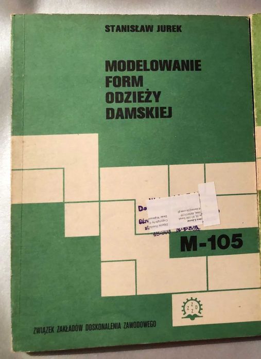 Modelowanie form odzieży damskiej krawiectwo