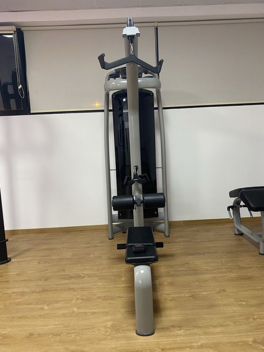 Lat Pulldown and Low Row Machine