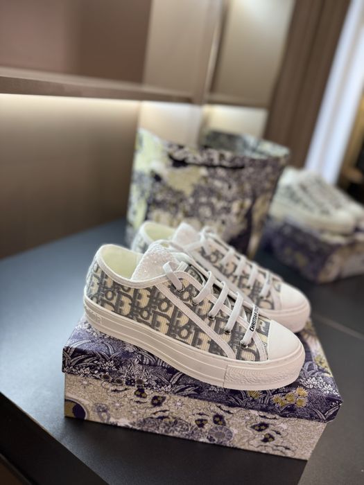 Кеди dior нові.
