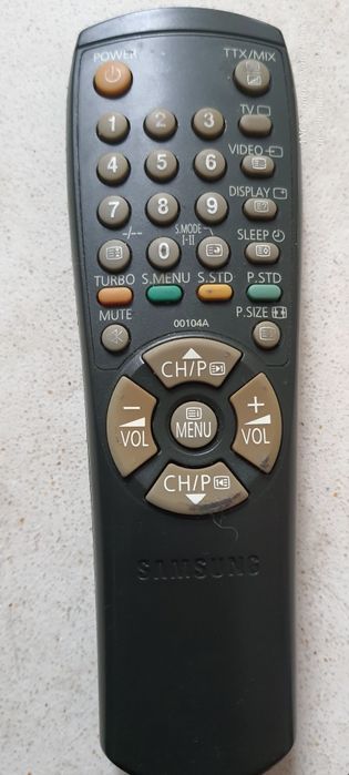 Excelente TV Samsung 32' (tubo) + extras.