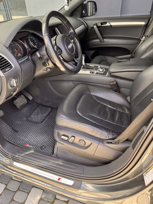 Продам Audi Q7 в гарному стані