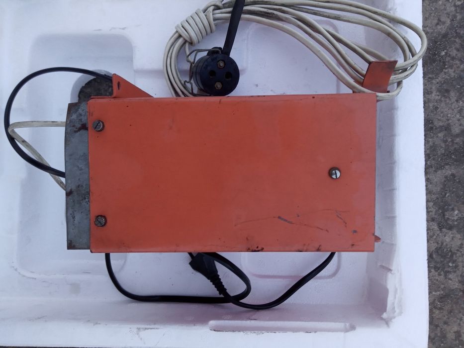 Zasilacz sieciowy do lamp sygnalizacyjnych