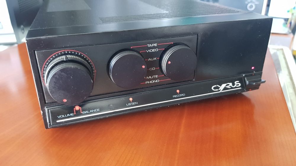 Cyrus one Amplificador Integrado.
