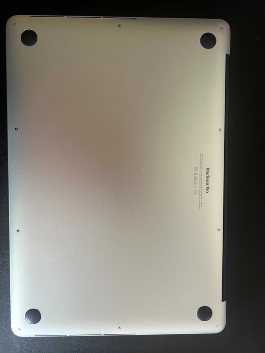 Macbook Pro 15" Mid 2015 (Com duas gráficas)