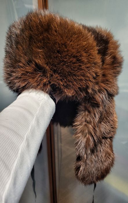 Czapka uszatka,pilotka czekoladowe futro lis nowa.
