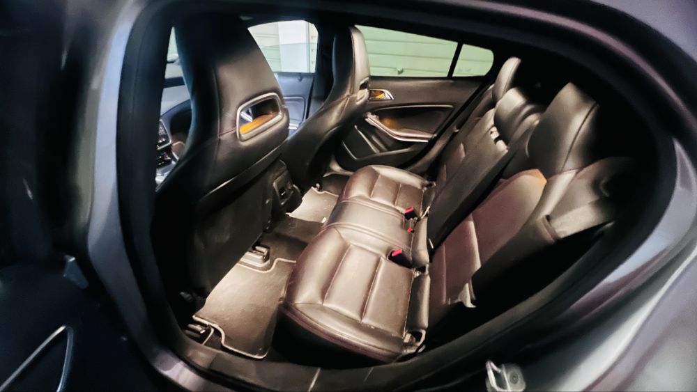Mercedes GLA 180 CDI(Aut) - versao AMG Excelente Estado