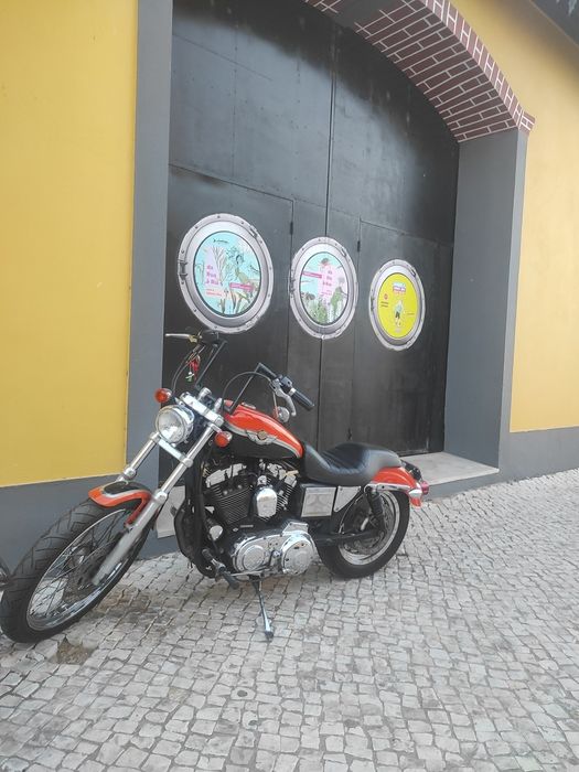Harley Davidson sporster 1200 (edição centenário)