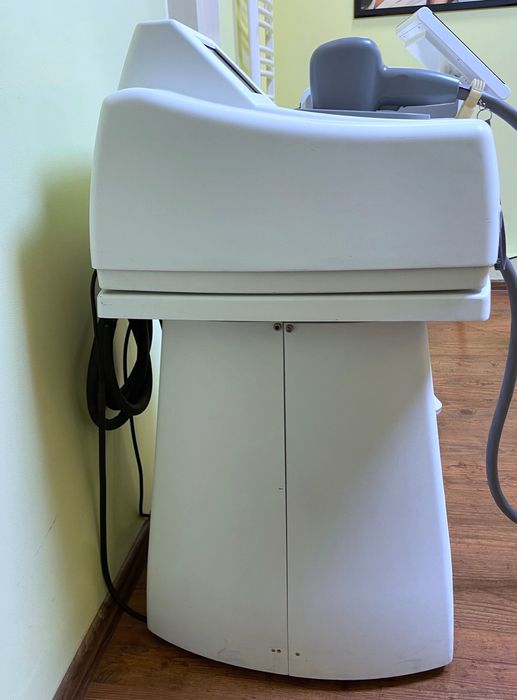 Laser Diodowy Milesman do depilacji certyfikat medyczny - stan idealny