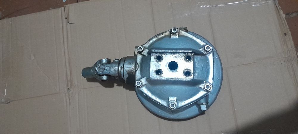 редуктор МТ в гарному стані