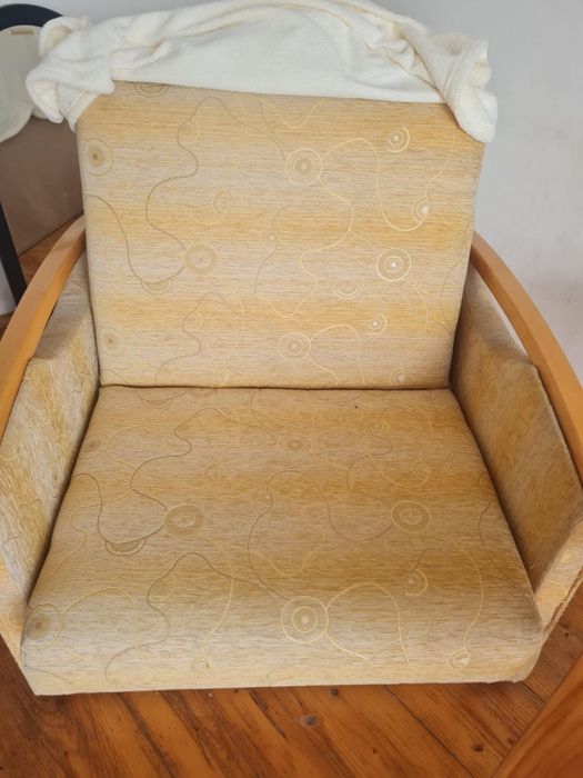 Meblościanka meble pokojowe ława i fitel rozkładany gratis