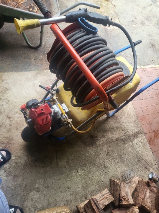 Máquina de curar
