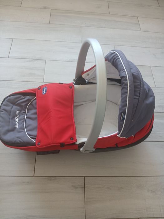 Cama pequena para dormir