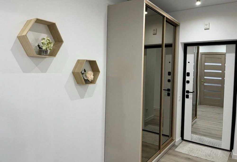 Продам 2 к квартиру в мкр.Академічний 4374