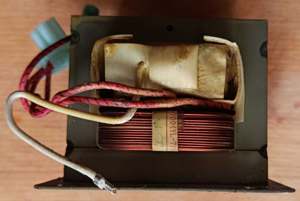 Трансформатор до мікрохвильовки