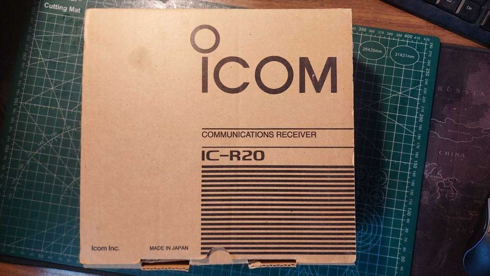 Портативний сканувальний радіоприймач Icom IC-R20
