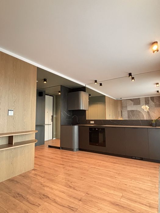 Kawalerka z balkonem w Aloha Residence